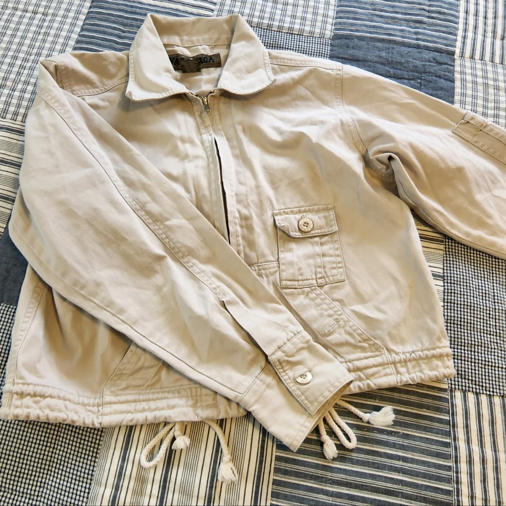 Jacket - Picture 5 of 5